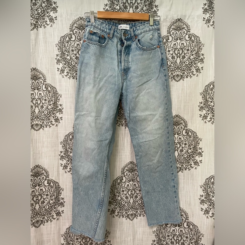 Zara High Rise Straight Jeans